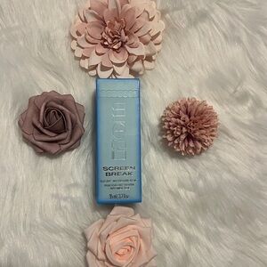 Item Beauty Screen Break Face Mist
